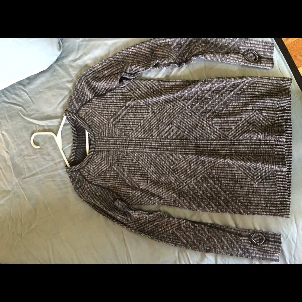 Lululemon shirt